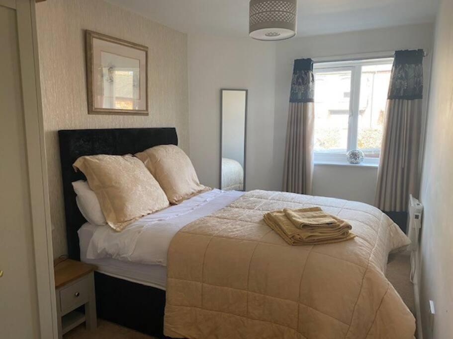 Spacious 2 Bedroom Apartment Cleethorpes Exterior photo